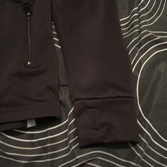 Black Bench Jacket - Picture 4 of 7